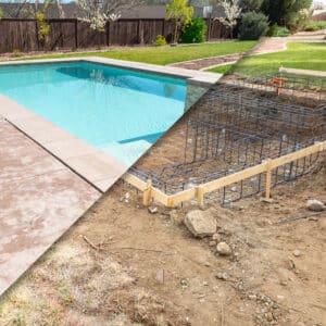 Vue avant/après d'une piscine enterrée: à gauche, piscine bleue et terrasse finies; à droite, chantier avec armature métallique.